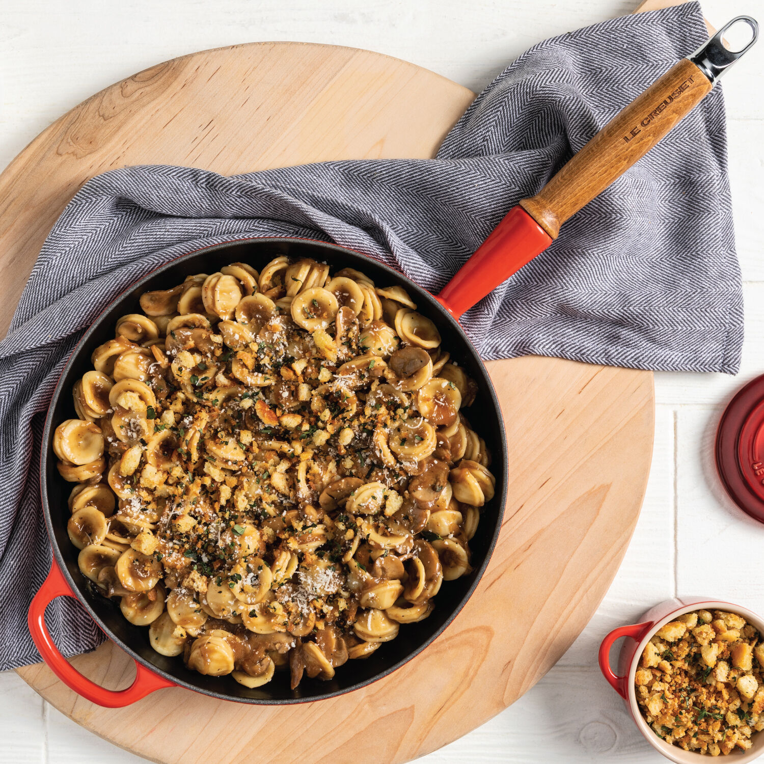 Alpine Wood Handle Fry Pan - Image 2