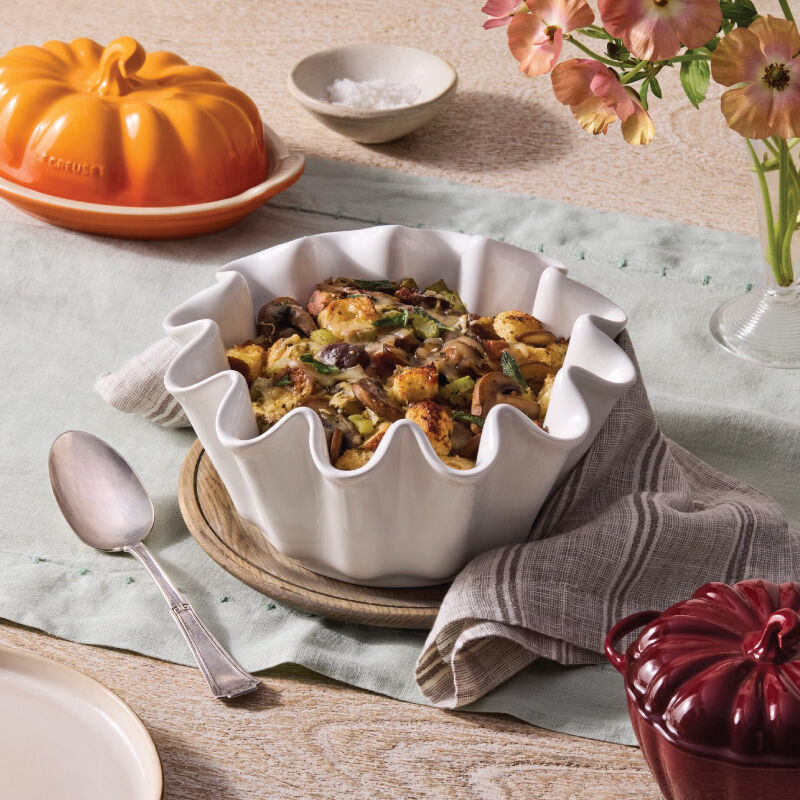 Ruffle Brioche Dish