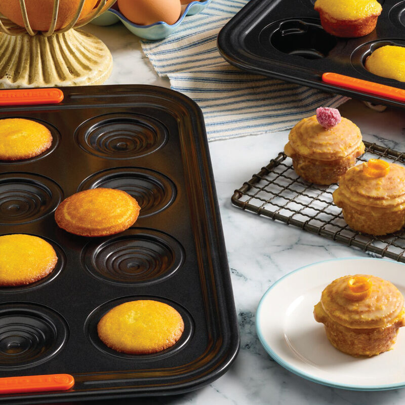2-Piece 12-Cup Round Dutch Oven Cakelet Pan - Image 2