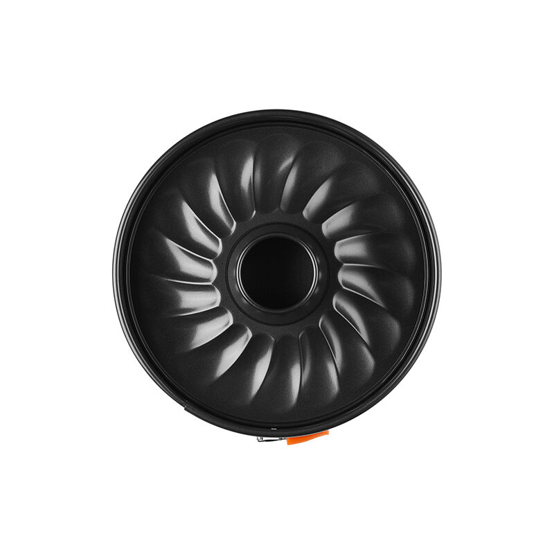 Non-stick Metal Bakeware Fluted Springform Pan with Funnel - Image 5
