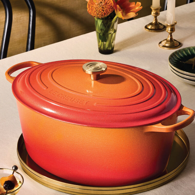 Signature Oval Dutch Oven with Crucible Knob - Image 2