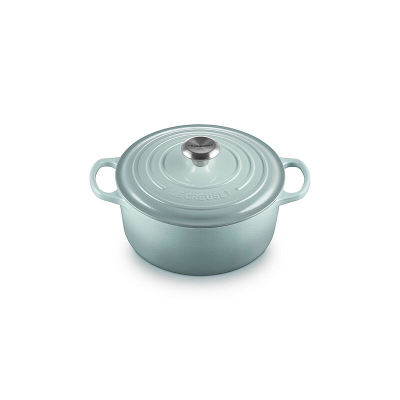 Signature Round Dutch Oven