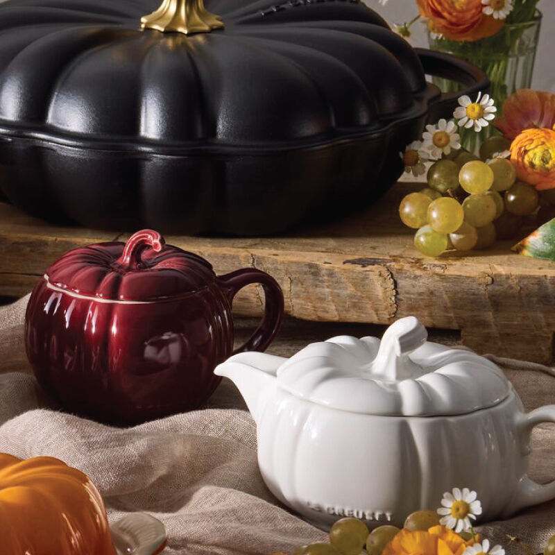 Pumpkin Gravy Boat with Lid - Image 2