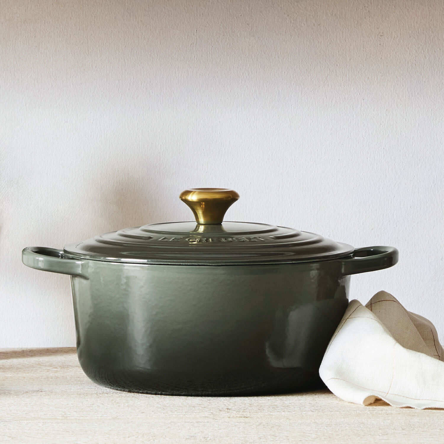 Signature Round Dutch Oven - Image 4